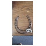 HORSESHOE HANGER