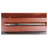 BILL CLINTON SOUVENIER PEN WITH GIFT BOX