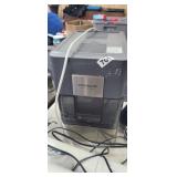 FRIGIDAIRE ICE MAKER