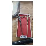 2 CRUCIFIX