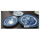 BLUE WILLOW AND DYNASTY PLATES
