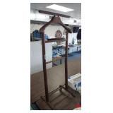 GENTLEMANS BUTLER, VALET STAND