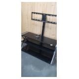 NICE ENTERTAINMENT CENTER WITH TV-MOUNT