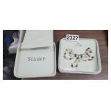 NECKLACE AND EARRINGS SET