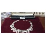 PEARL COLLAR, IN BULOVA BOX