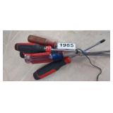 LOT OF SCREWDRIVERS