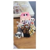 LOT OF TY BEANIE BABIES, PLUS PLUSH