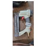 PORTER CABLE AIR STAPLER