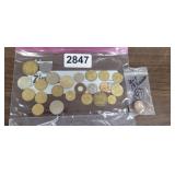 LOT OF FOREIGN COINS