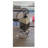 METAL LANTERN WITH TABLE STAND