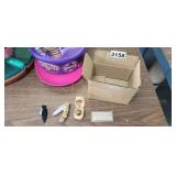 (2) KNIVES, LAS VEGAS COMMERATIVE SILVER BAR, ETC.