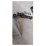 KEY CHAIN GUN KNIFE AND SKELETON KNIFE