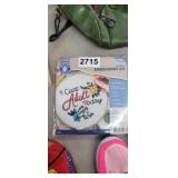 EMBROIDERY KIT