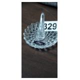 CRYSTAL RING HOLDER