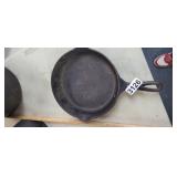 9 1/2" CAST IRON SKILLET