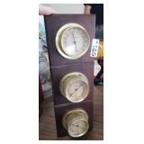 WALL HANGING WEATHER STATION