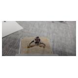 PRETTY STERLING SILVER RING, SIZE 6