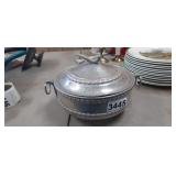 VINTAGE HAMMERED ALUMINUM CASSEROLE DISH