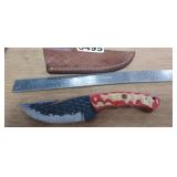 KNIFE WITH GUT HOOK AND SHEATH