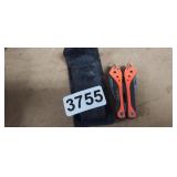 CABELAS MULTI-TOOL WITH CASE