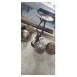 CANDLE HOLDER & (4) DECORATIVE BALL