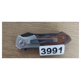 KNIFE WITH BELT CLIP