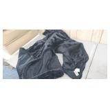 MAINSTAYS FAUX FUR THROW BLANKET