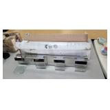 BATHROOM LIGHT FIXTURE *2 GLASS BLOCKS NEED REPLAC