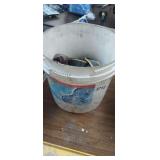 BUCKET WITH RATCHET STRAPS