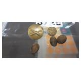 WW1 & WW2 ARMY FIELD ARTILLERY COLLAR, BUTTONS
