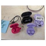 4 BLUETOOTH EAR BUDS