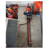 BLACK AND DECKER TRIMMER