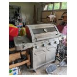 MONUMENT PROPANE GRILL