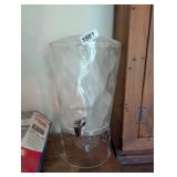 PLASTIC DRINK DISPENSER