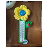 FLOWER THERMOMETER