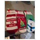 3 PAIRS OF ALOE SOCKS *NEW