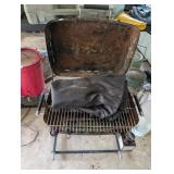 TAILGATE GRILL *NEEDS CLEANED