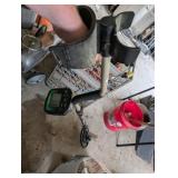 TEKNETICS METAL DETECTOR
