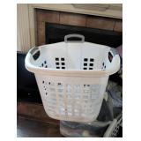 ROLLING LAUNDRY BASKET *NEW