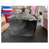 SMALL ENAMEL PAN WITH LID