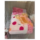 ROLL OF PRINCESS FLEECE FABRIC