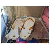 2 PAIR FLIP FLOPS SIZE XS *NEW
