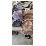 COSMETIC CASES AND LIGHTED MIRROR