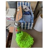 BOX OF HAND TOWELS, CLEANING MIT