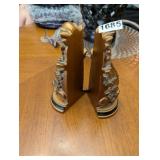 BOOKENDS