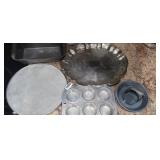 LOAF PAN, SPLATTER SCREEN, SERVER, MUFFIN TIN, PLU