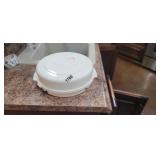 TUPPERWARE SNACK SERVER