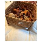 BASKET OF POTPOURRI