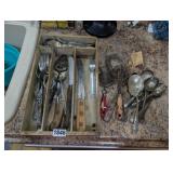 DRAWER WITH VINTAGE SILVERWARE, ETC