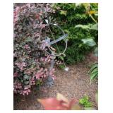 BOW AND ARROW GARDEN DECOR